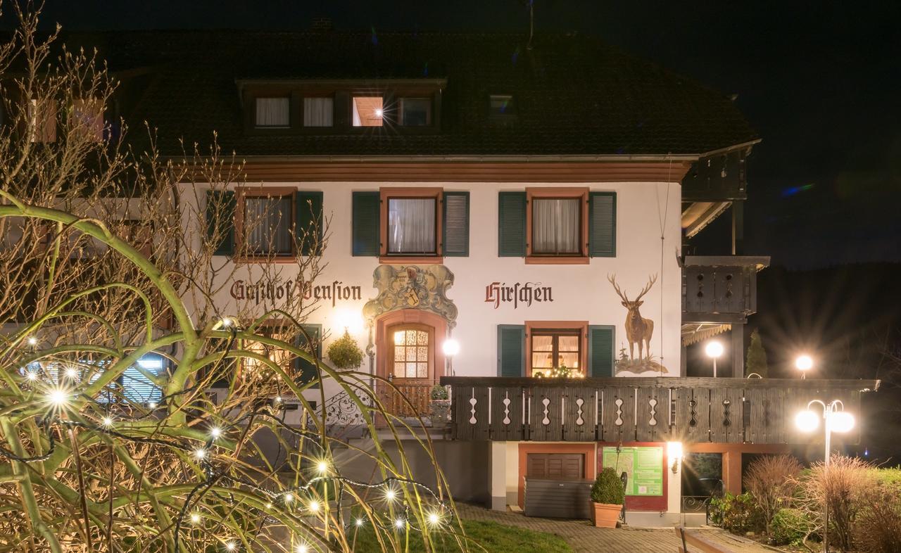 Genusshotel Hirschen - Erholung Im Gruenen Sallneck ภายนอก รูปภาพ